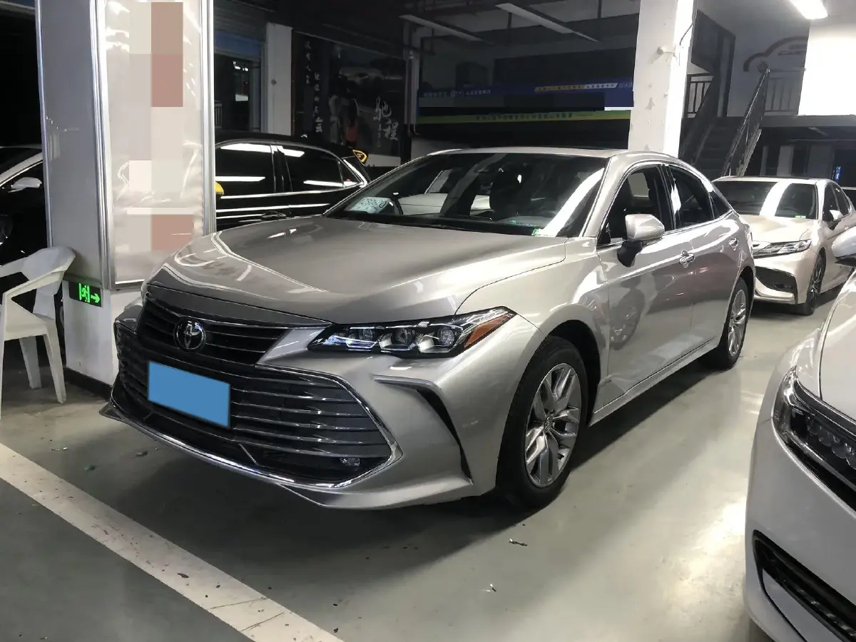 2019 Toyota Avalon 2.0L 178HP L4 CVT