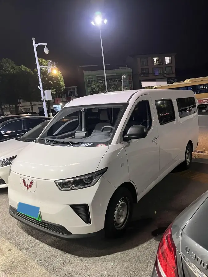 2025 WuLing YangGuang BEV