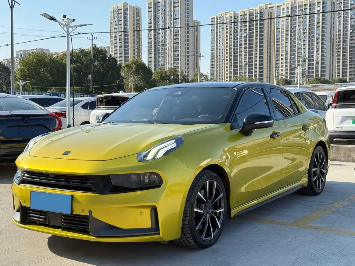 2019 LYNK&CO 03 2.0T 254HP L4 8AT