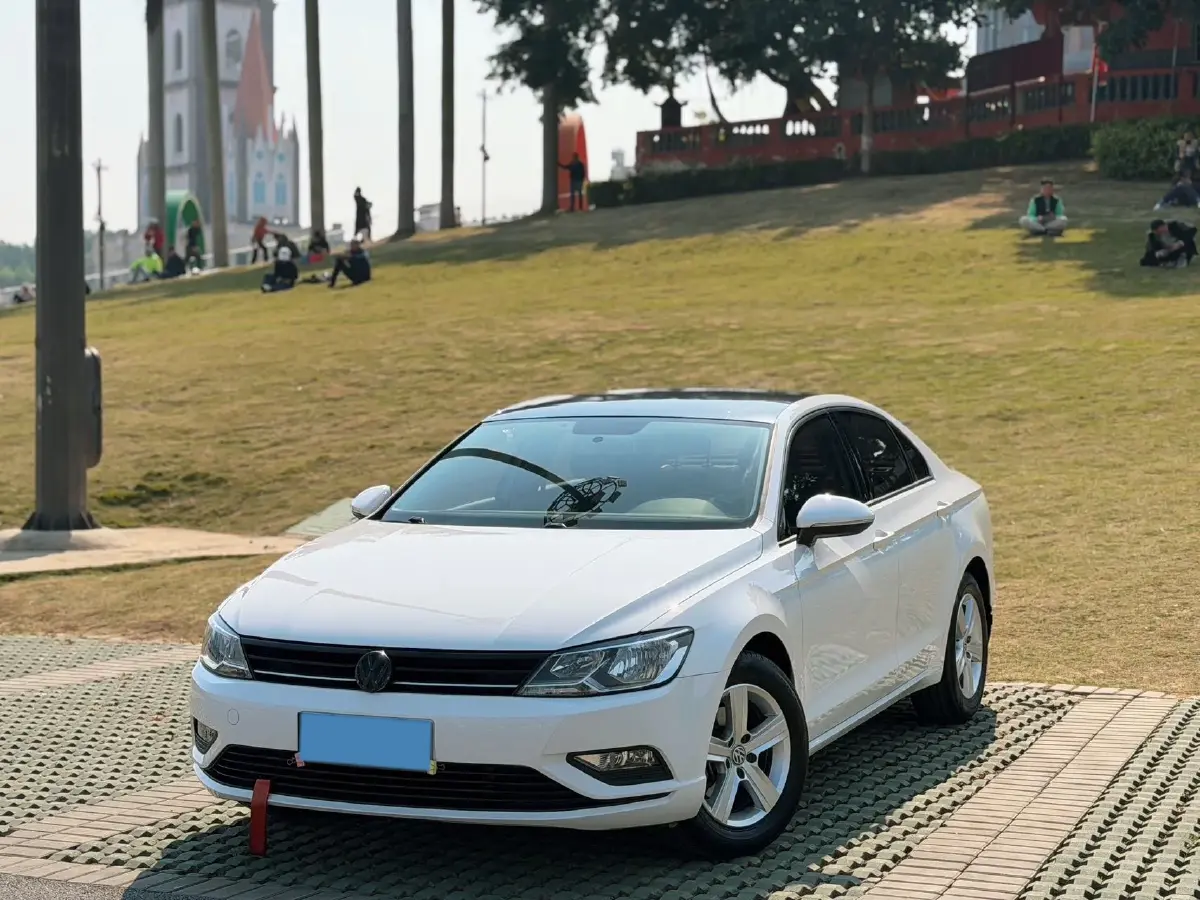 2018 Volkswagen Lamando 1.4T 131HP L4 7DCT