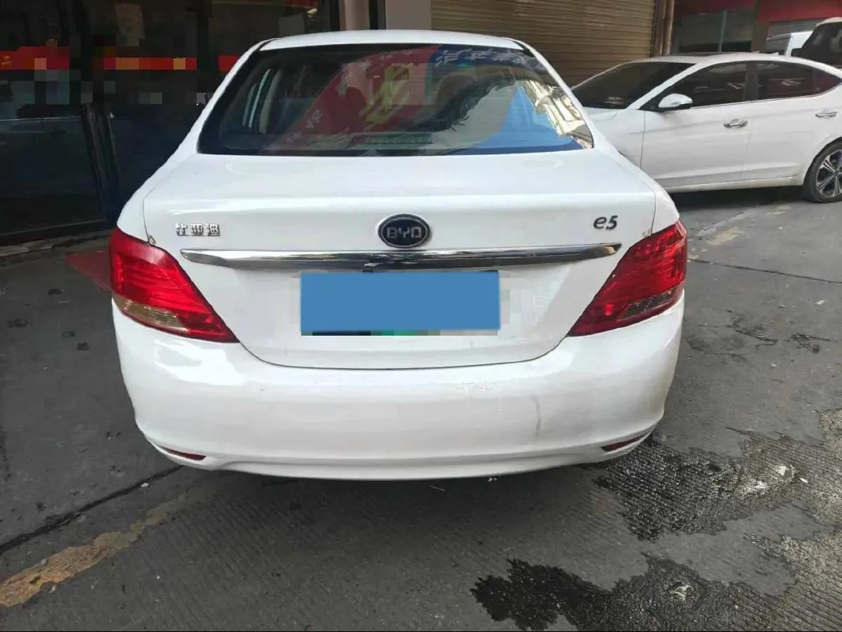 2018 BYD e5 BEV 60.48KWH,autocango,china used car exporter,china ev exporter,chinese used car exporter,chinese used ev exporter