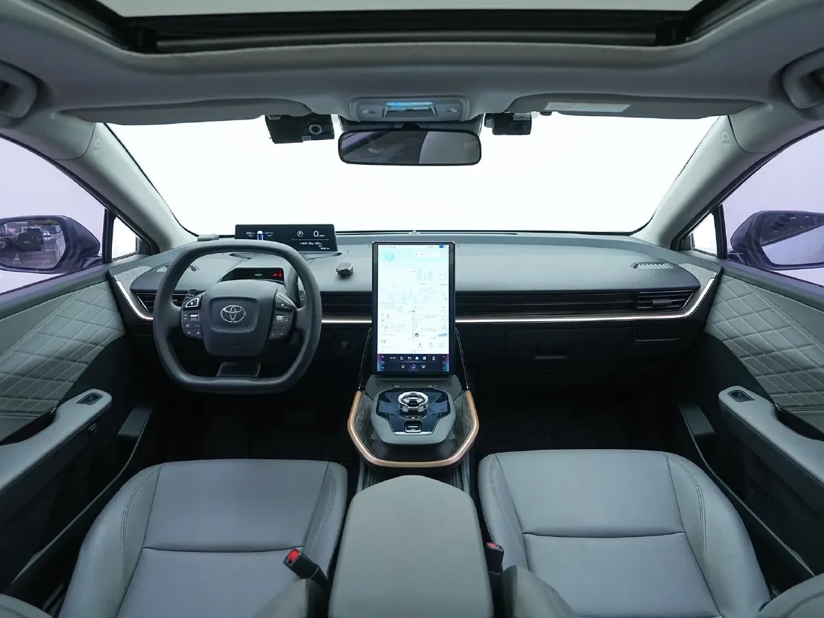 2024 Toyota bZ3 BEV 49.92KWH,autocango,china used car exporter,china ev exporter,chinese used car exporter,chinese used ev exporter