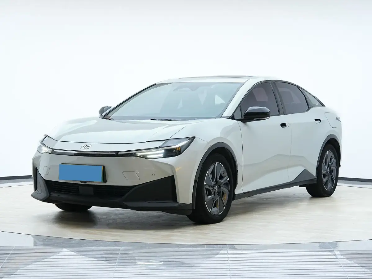 2024 Toyota bZ3 BEV 49.92KWH