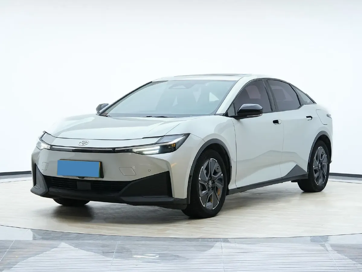 2024 Toyota bZ3 BEV 49.92KWH,autocango,china used car exporter,china ev exporter,chinese used car exporter,chinese used ev exporter