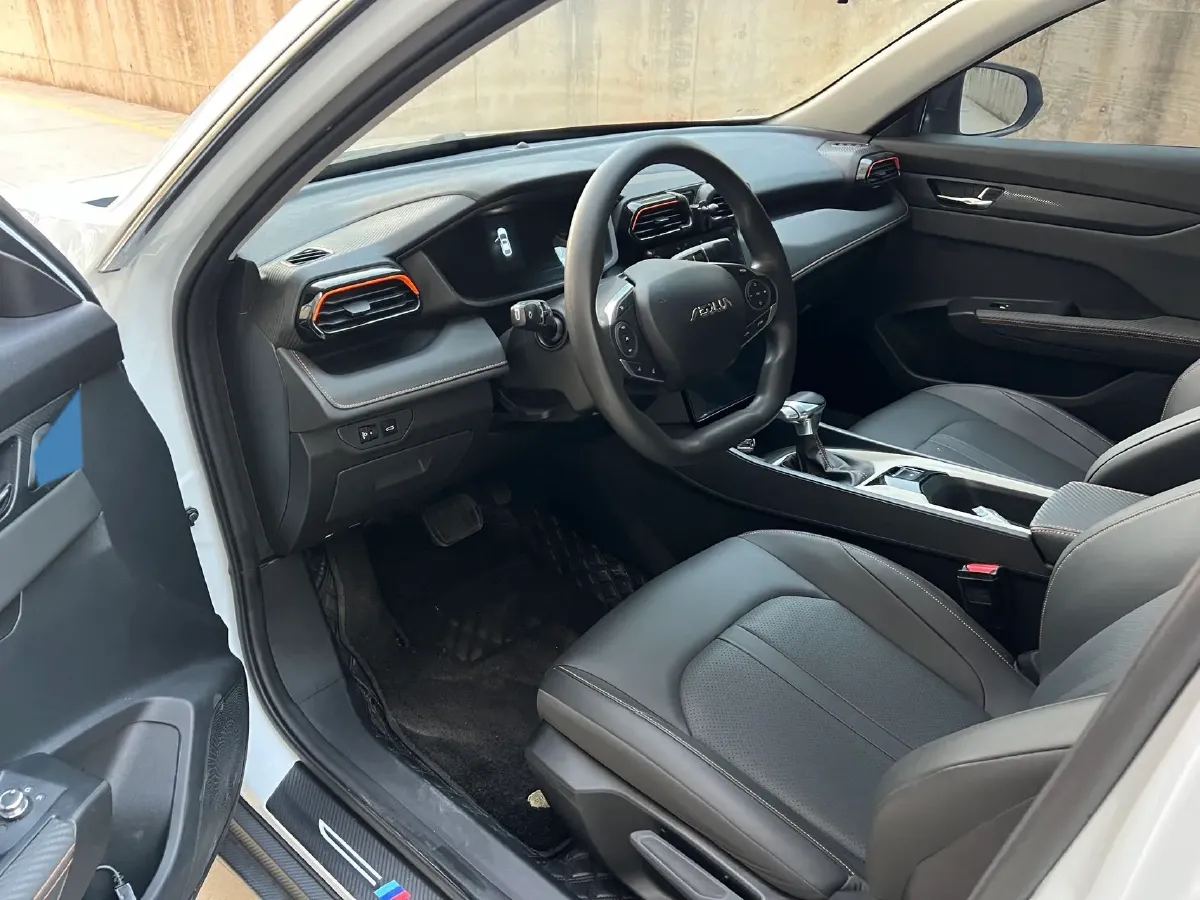 2023 DongFeng Aeolus YiXuan 1.5L 125HP L4 6DCT,autocango,china used car exporter,china ev exporter,chinese used car exporter,chinese used ev exporter