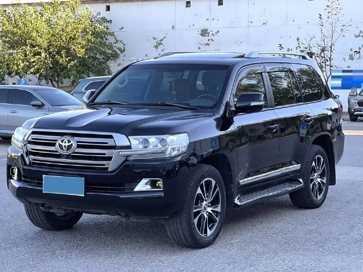 2015 Toyota Land Cruiser 4.6L 310HP V8 6AT
