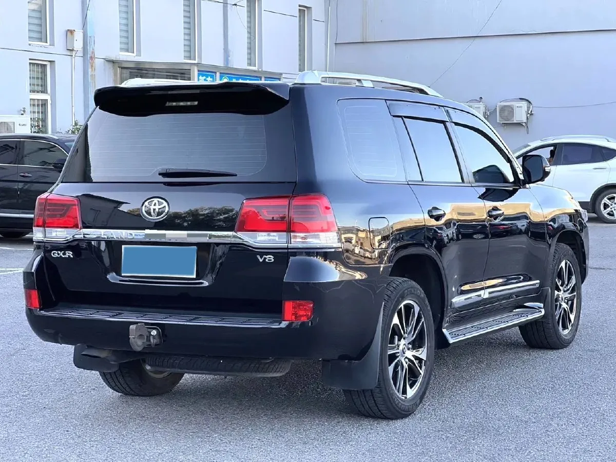 2015 Toyota Land Cruiser 4.6L 310HP V8 6AT,autocango,china used car exporter,china ev exporter,chinese used car exporter,chinese used ev exporter