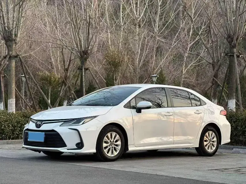 2021 Toyota Corolla 1.2T 116HP L4 CVT