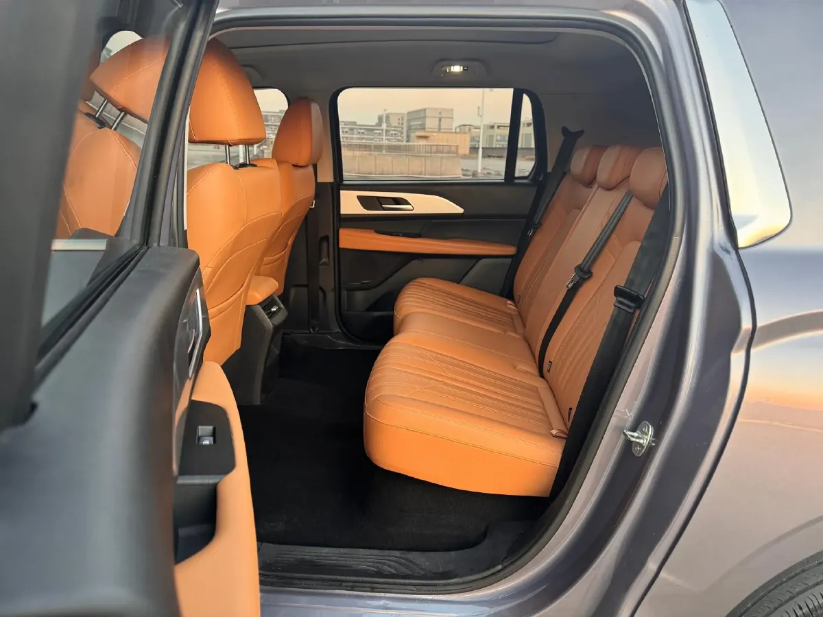 2023 Haval H5 2.0T 224HP L4 8AT,autocango,china used car exporter,china ev exporter,chinese used car exporter,chinese used ev exporter