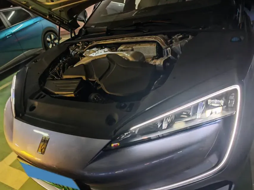 2025 YangWang U7 2.0T 245HP H4 E-CVT PHEV,autocango,china used car exporter,china ev exporter,chinese used car exporter,chinese used ev exporter