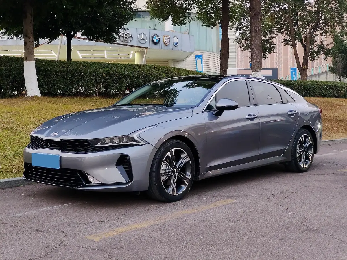 2020 Kia K5 1.5T 170HP L4 7DCT