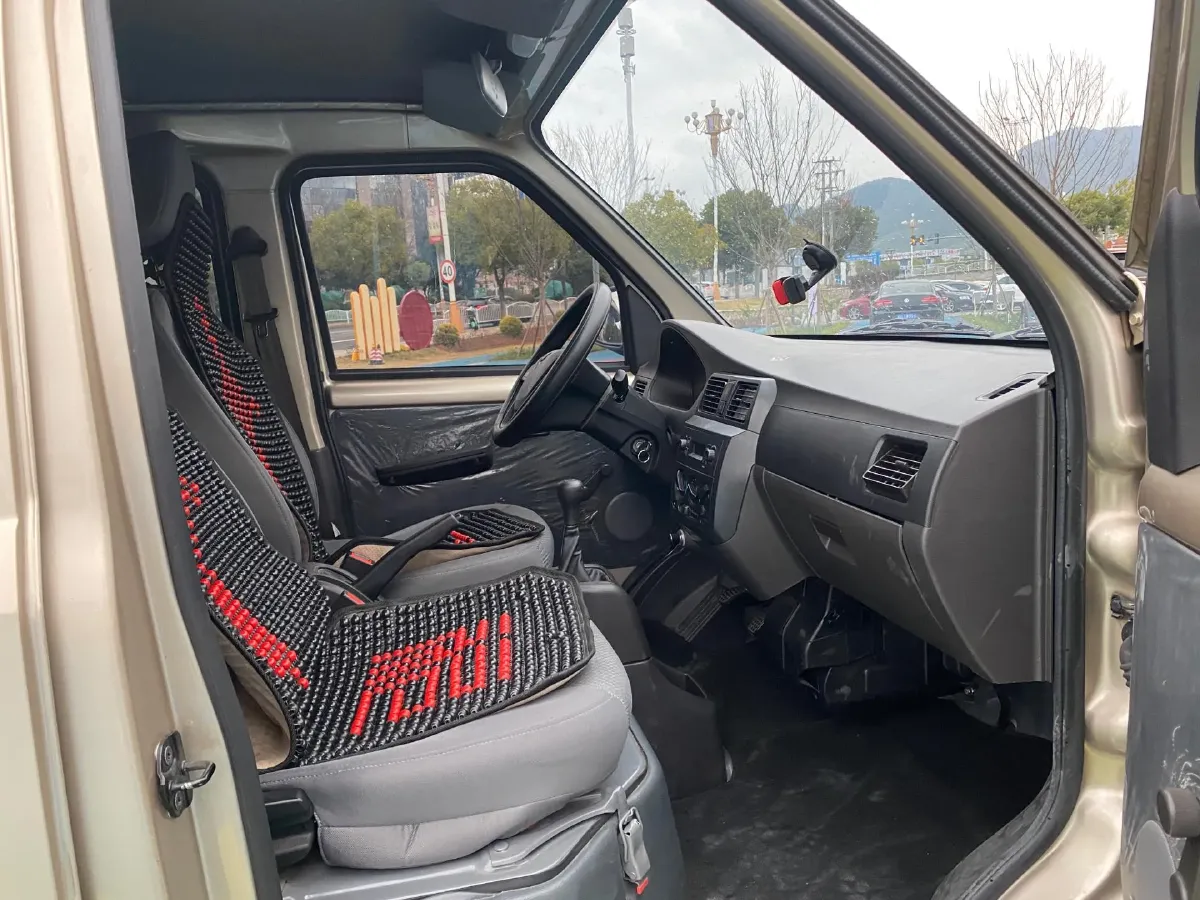 2021 ChangAn KuaYue KuaYueZhe D5 1.6L 122HP L4 5MT,autocango,china used car exporter,china ev exporter,chinese used car exporter,chinese used ev exporter