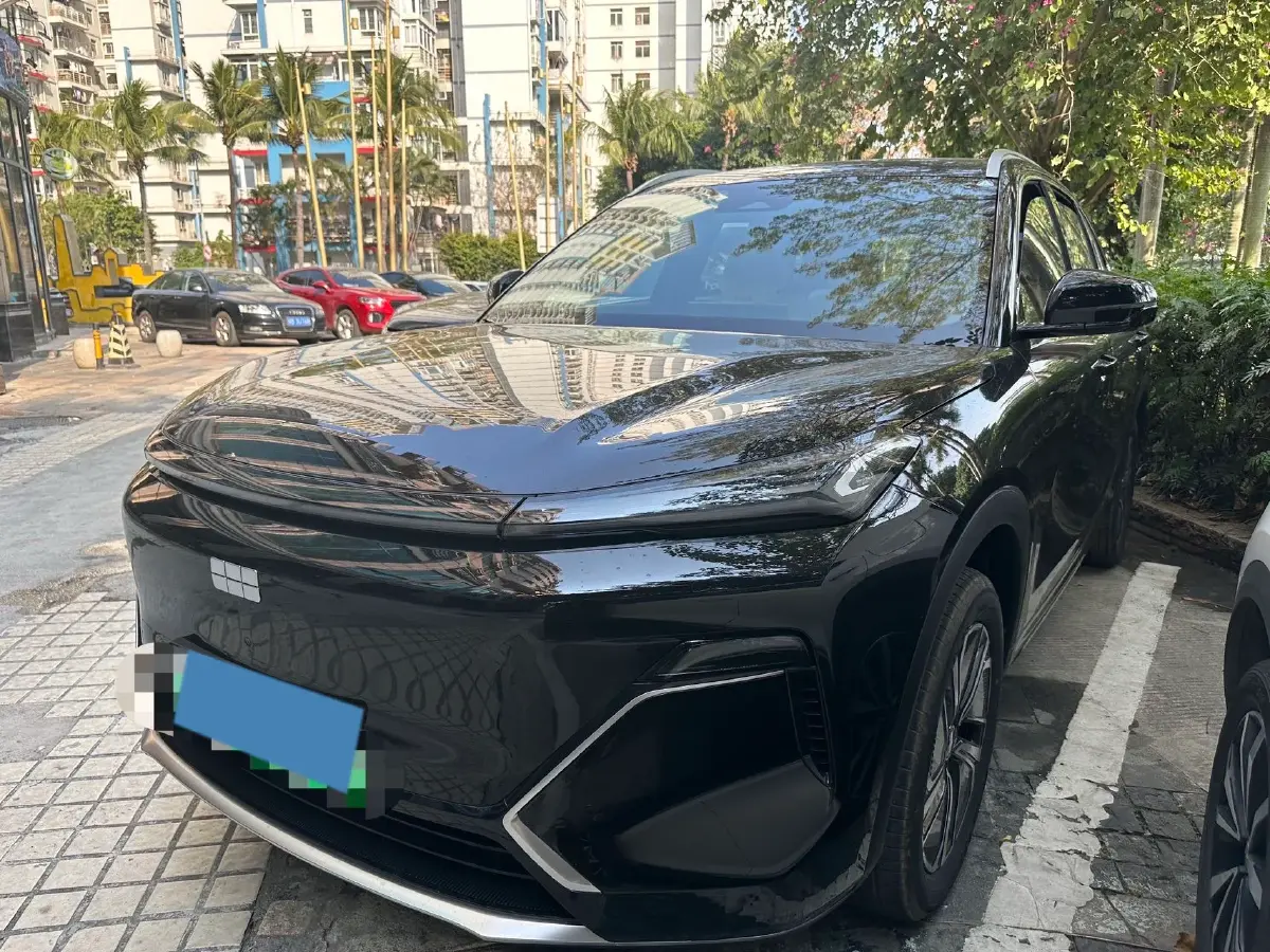 2025 BYD Sea Lion 05 DM-i 1.5L 101HP L4 E-CVT PHEV 18.3KWH