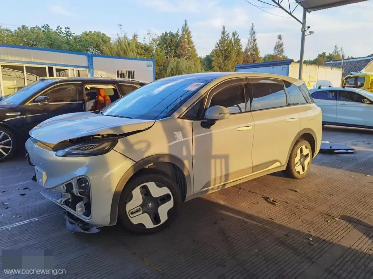 2024 ARCFOX KAOLA S BEV 58.8KWH,autocango,china used car exporter,china ev exporter,chinese used car exporter,chinese used ev exporter