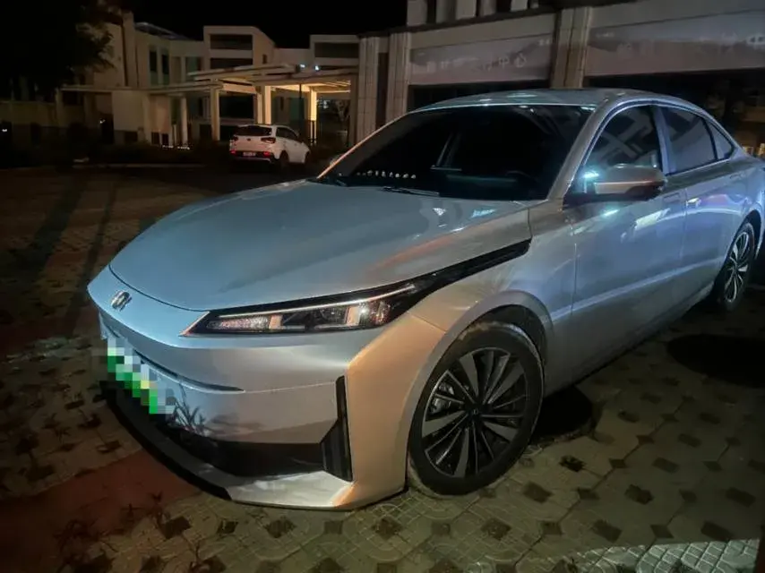 2024 ChangAn QiYuan A05 1.5L 110HP L4 E-CVT PHEV 9.07KWH