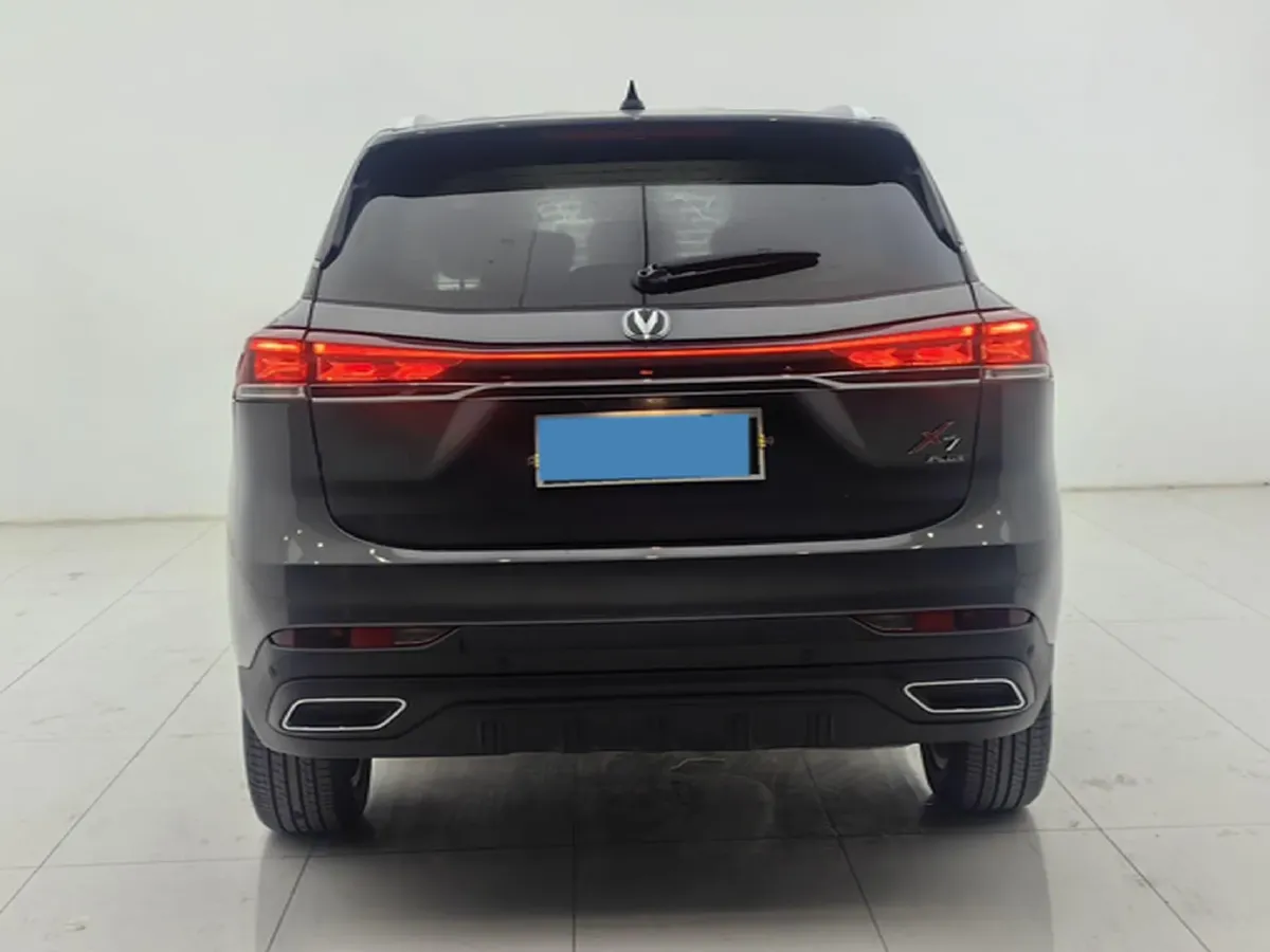 2024 ChangAn X7 PLUS 1.5T 188HP L4 7DCT,autocango,china used car exporter,china ev exporter,chinese used car exporter,chinese used ev exporter