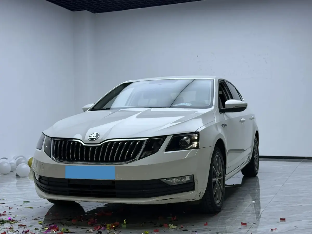 2019 Skoda Octavia 1.5L 116HP L4 6AT