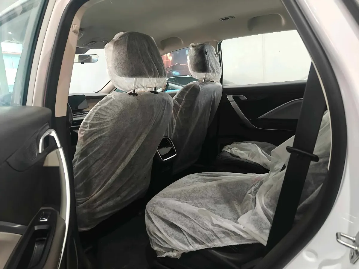 2025 Livan 8 BEV 50.4KWH,autocango,china used car exporter,china ev exporter,chinese used car exporter,chinese used ev exporter