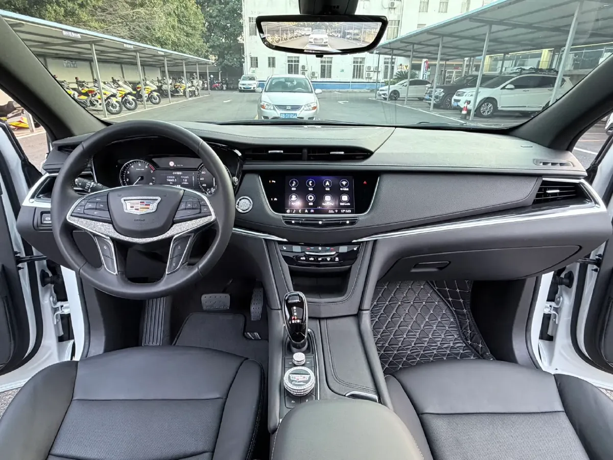 2020 Cadillac XT5 2.0T 237HP L4 9AT,autocango,china used car exporter,china ev exporter,chinese used car exporter,chinese used ev exporter