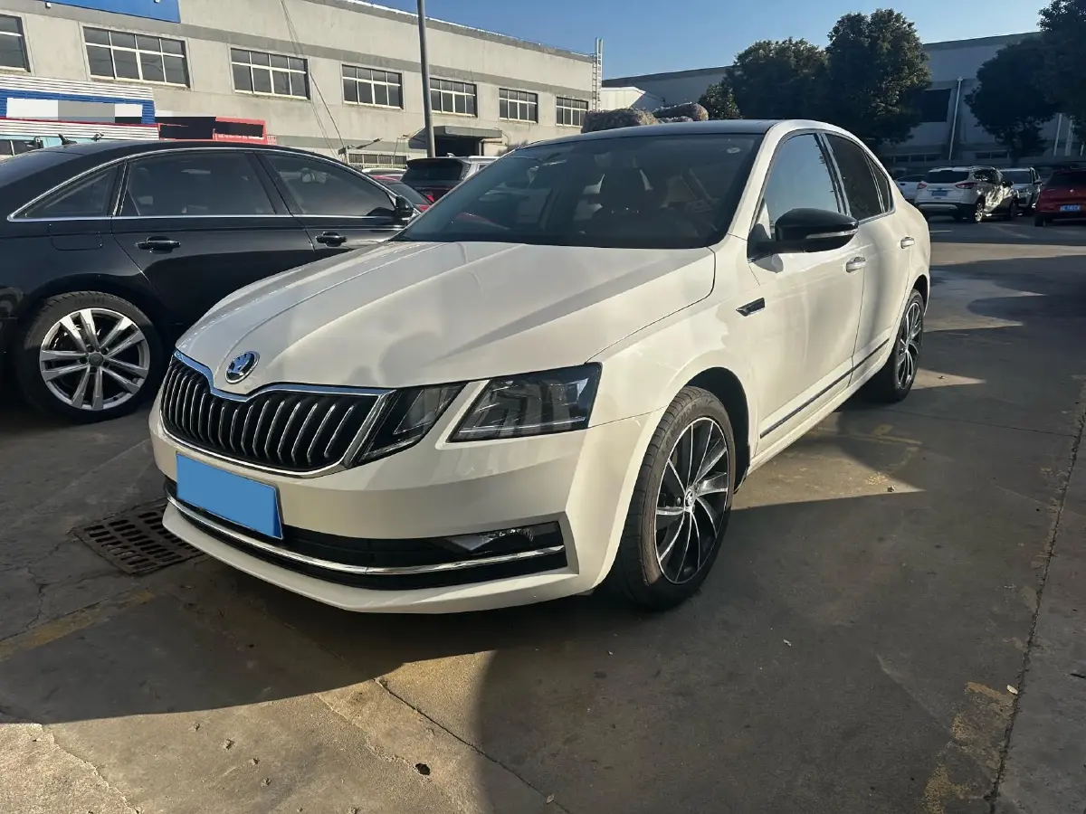 2019 Skoda Octavia 1.4T 150HP L4 7DCT