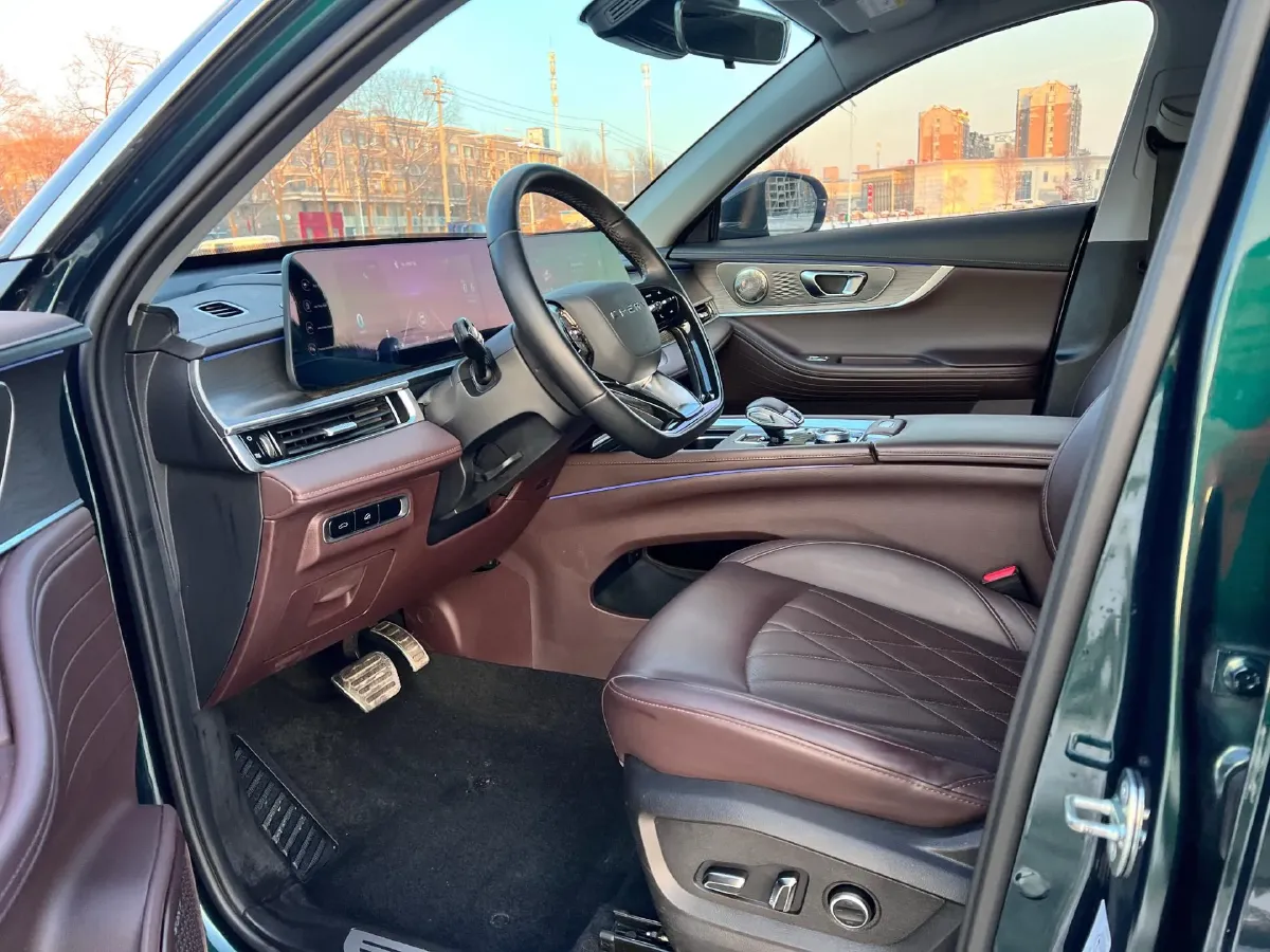 2022 Chery Tiggo 8 PRO 2.0T 254HP L4 7DCT,autocango,china used car exporter,china ev exporter,chinese used car exporter,chinese used ev exporter