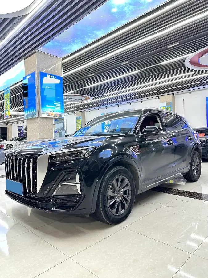 2023 HongQi HS5 2.0T 252HP L4 8AT