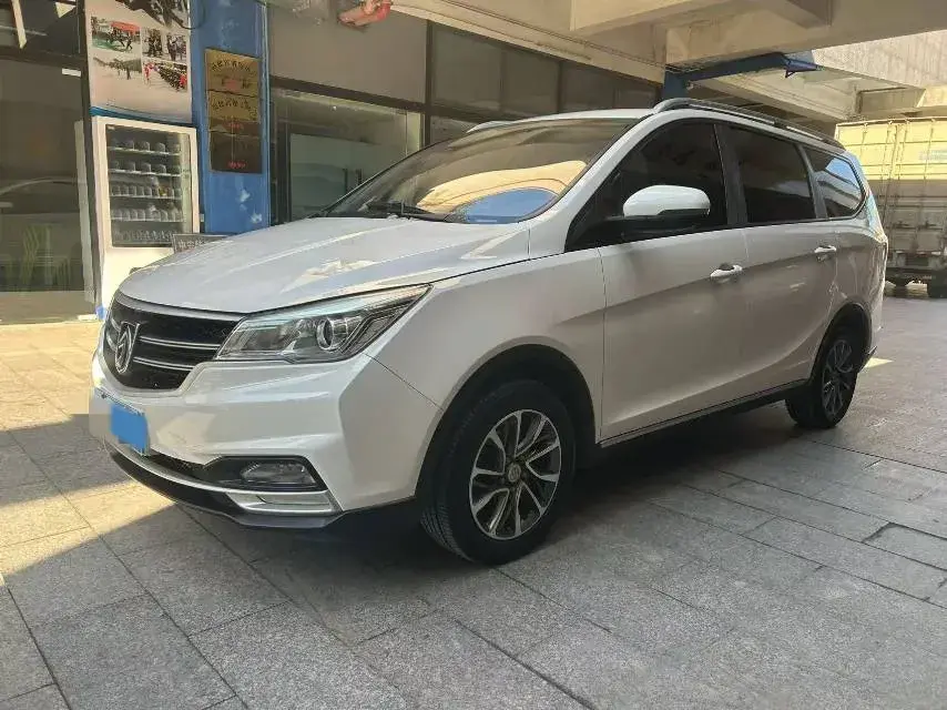 2019 BaoJun 730 1.5T 147HP L4 CVT