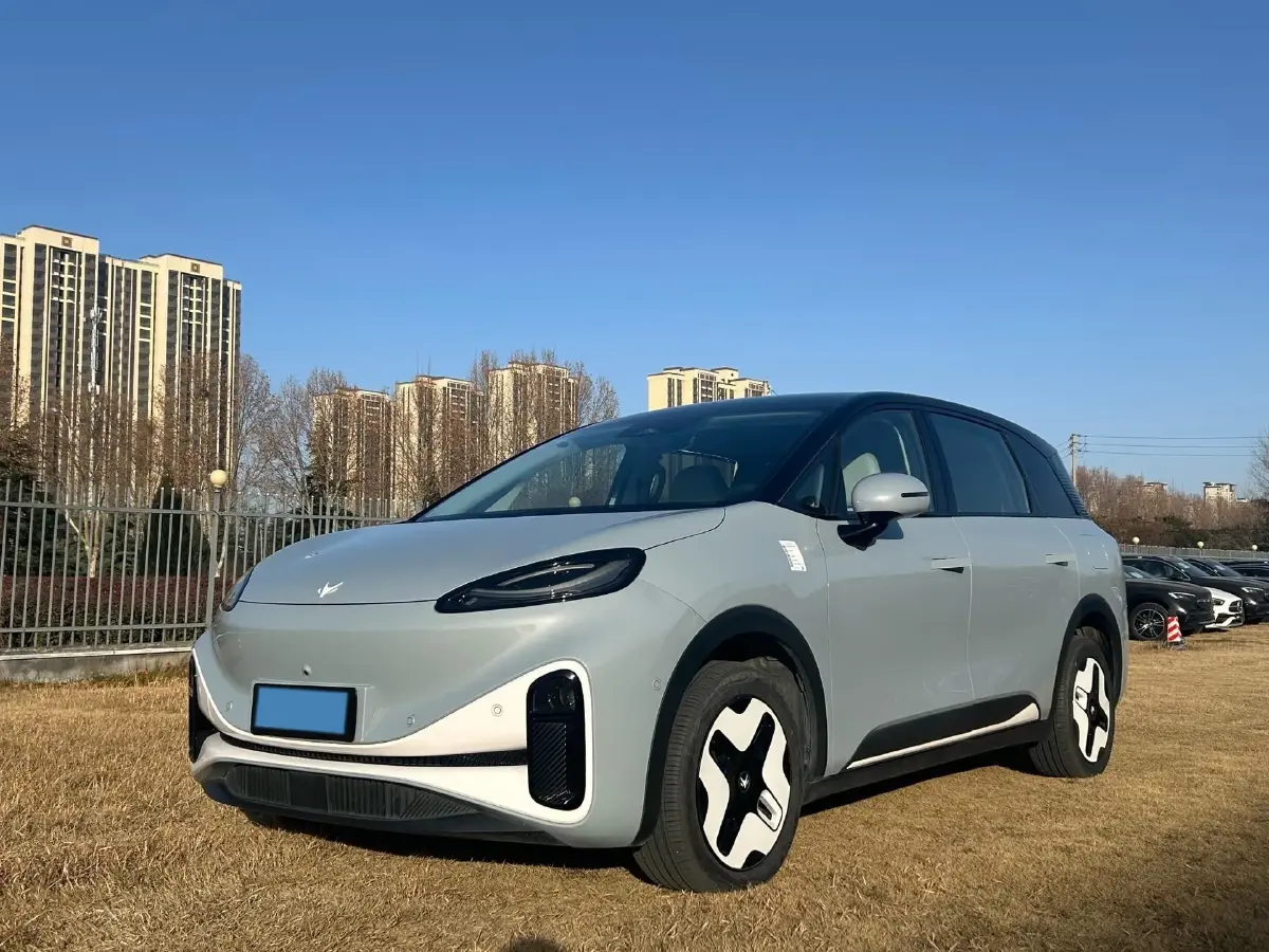 2023 Dongfeng PaLaSuo 2.0T 228HP L4 8AT