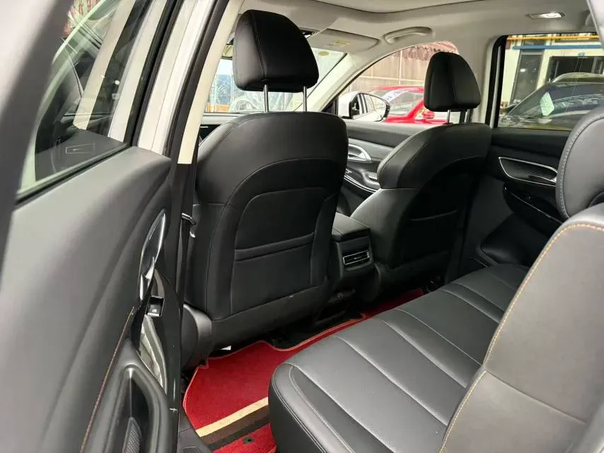 2024 ChangAn X7 PLUS 1.5T 188HP L4 7DCT,autocango,china used car exporter,china ev exporter,chinese used car exporter,chinese used ev exporter