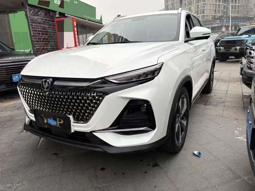 2024 ChangAn X7 PLUS 1.5T 188HP L4 7DCT,autocango,china used car exporter,china ev exporter,chinese used car exporter,chinese used ev exporter