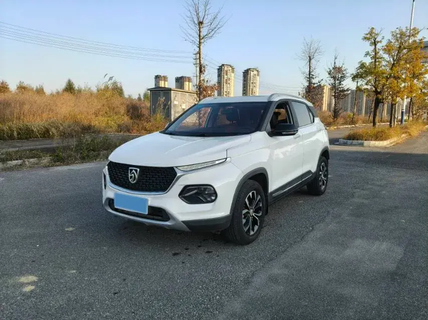 2019 BaoJun 730 1.5L 105HP L4 6MT