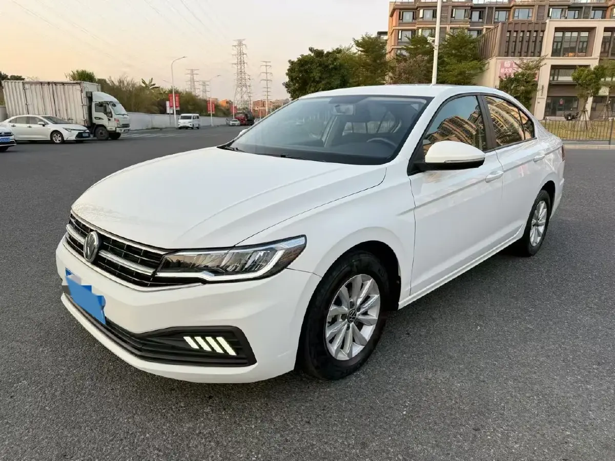 2021 Volkswagen Bora 1.5L 113HP L4 6AT