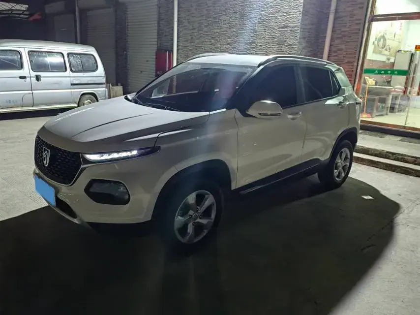 2019 BaoJun 730 1.5L 105HP L4 6MT