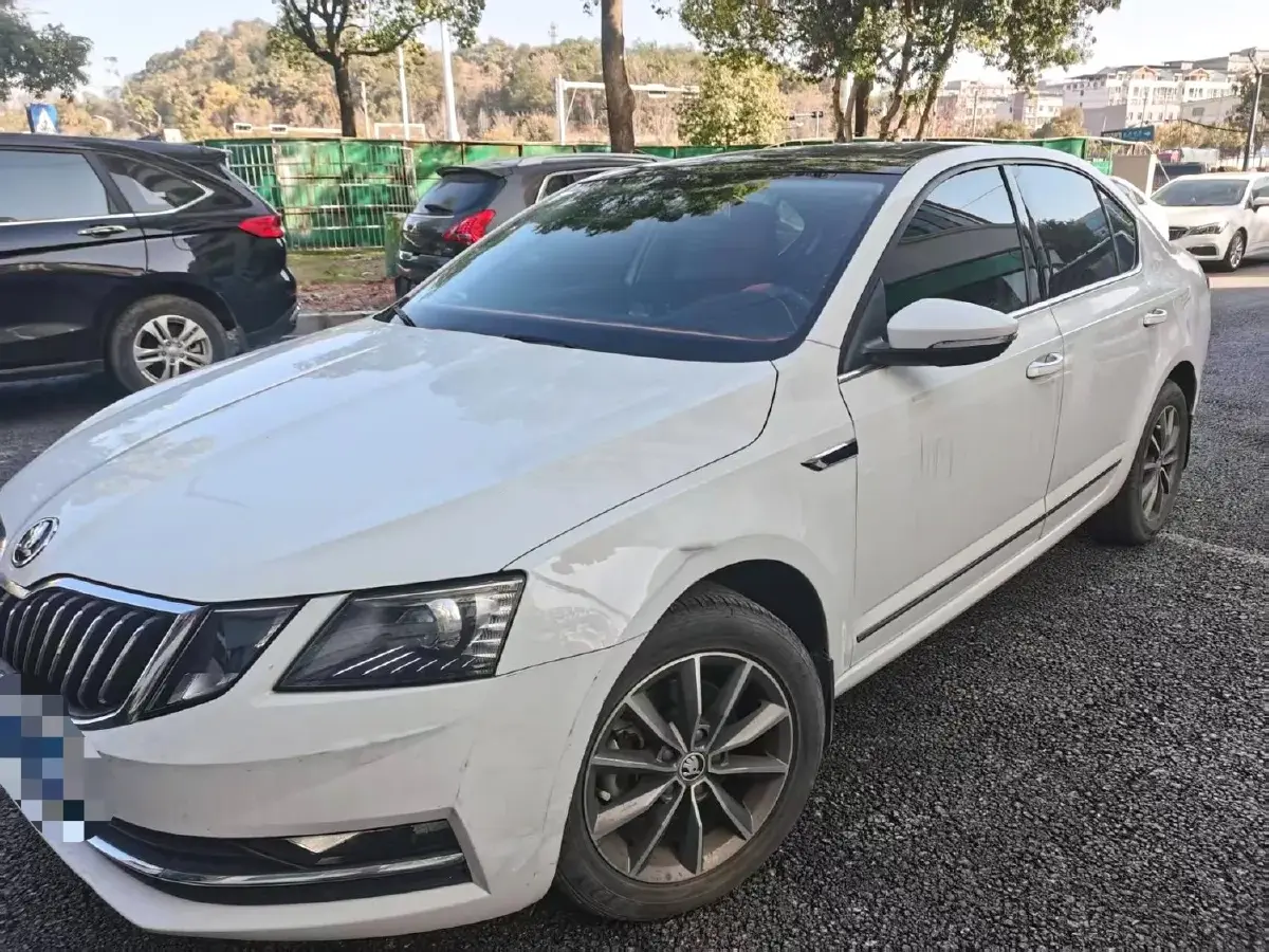 2020 Skoda Octavia 1.5L 113HP L4 6AT