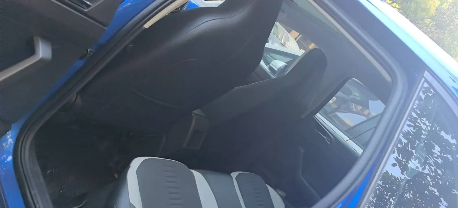 2021 DongFeng Aeolus AX7 1.6T 170HP L4 6AT,autocango,china used car exporter,china ev exporter,chinese used car exporter,chinese used ev exporter