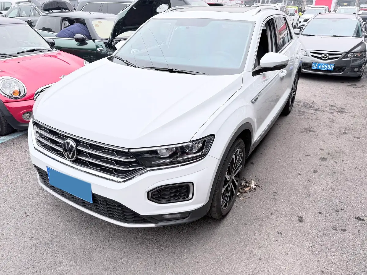 2021 Volkswagen T-Roc 1.4T 150HP L4 7DCT