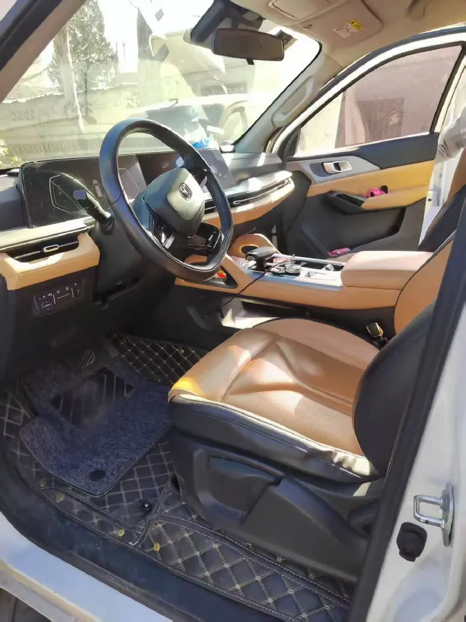 2023 ChangAn LanTuoZhe 2.0T 233HP L4 8AT,autocango,china used car exporter,china ev exporter,chinese used car exporter,chinese used ev exporter