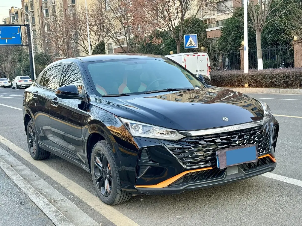 2023 DongFeng Aeolus YiXuan 1.5L 125HP L4 6DCT,autocango,china used car exporter,china ev exporter,chinese used car exporter,chinese used ev exporter