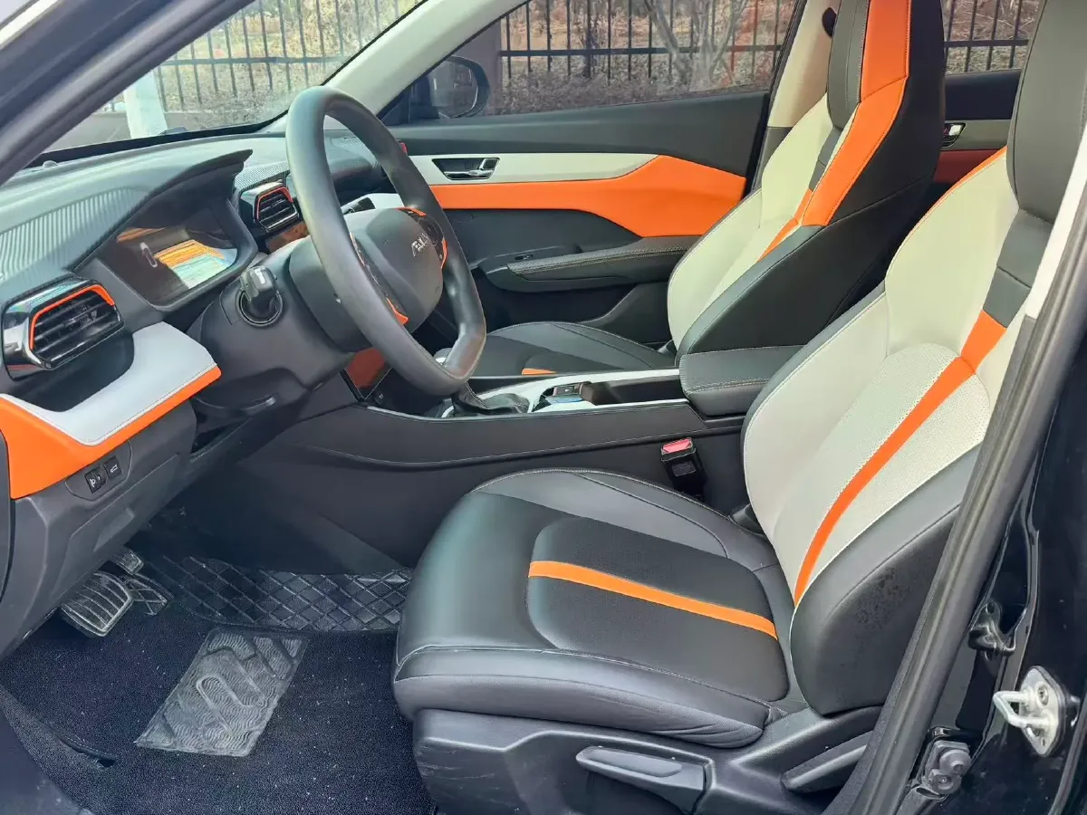 2023 DongFeng Aeolus YiXuan 1.5L 125HP L4 6DCT,autocango,china used car exporter,china ev exporter,chinese used car exporter,chinese used ev exporter