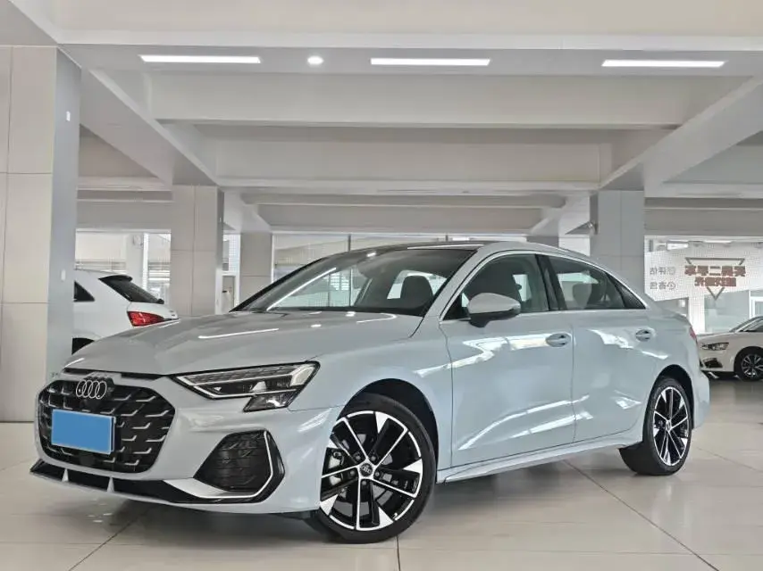 2025 Audi A3 1.5T 160HP L4 7DCT