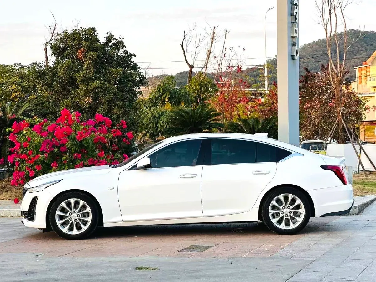 2022 Cadillac CT5 2.0T 237HP L4 10AT,autocango,china used car exporter,china ev exporter,chinese used car exporter,chinese used ev exporter