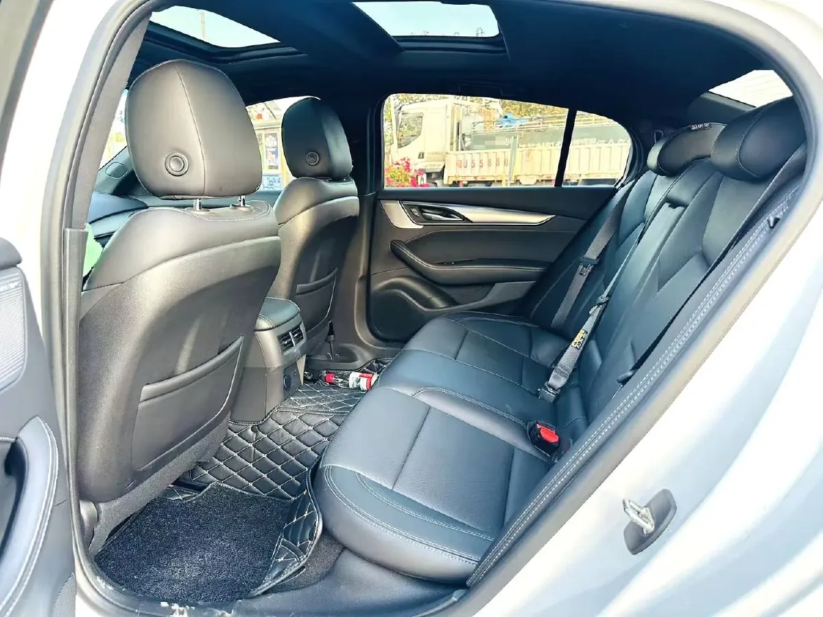 2022 Cadillac CT5 2.0T 237HP L4 10AT,autocango,china used car exporter,china ev exporter,chinese used car exporter,chinese used ev exporter