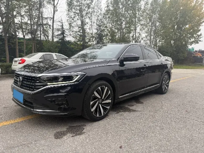 2021 Volkswagen Passat 2.0T 186HP L4 7DCT