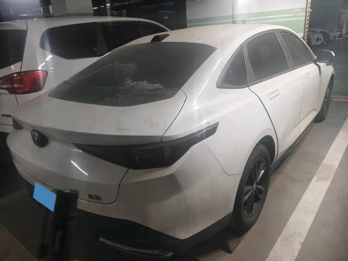 2023 ChangAn Lamore 1.5T 170HP L4 7DCT,autocango,china used car exporter,china ev exporter,chinese used car exporter,chinese used ev exporter