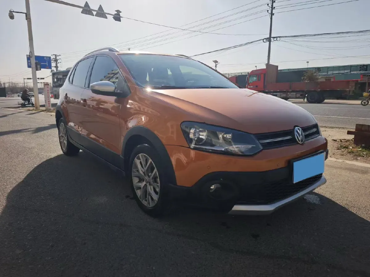 2018 Landwind XiaoYao 1.5T 163HP L4 CVT,autocango,china used car exporter,china ev exporter,chinese used car exporter,chinese used ev exporter