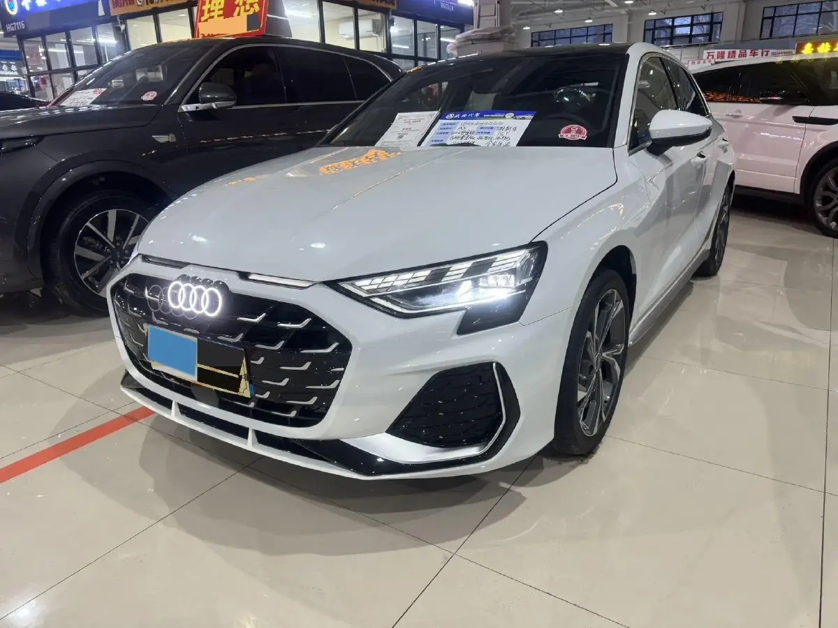 2025 Audi A3 1.5T 160HP L4 7DCT
