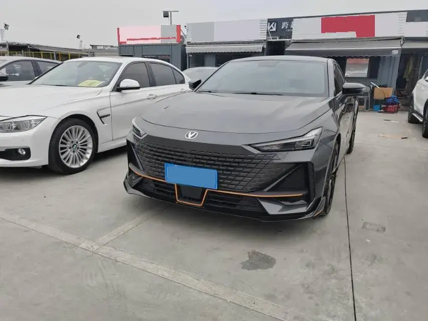 2022 ChangAn UNI-V 1.5T 188HP L4 7DCT