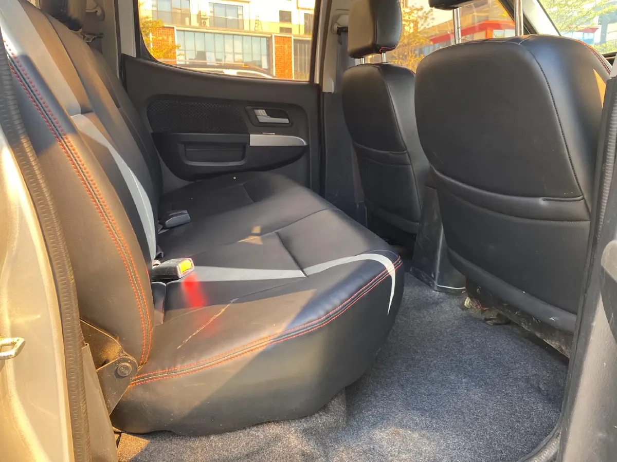 2018 Dongfeng RuiQi 2.5T 140HP L4 6MT,autocango,china used car exporter,china ev exporter,chinese used car exporter,chinese used ev exporter