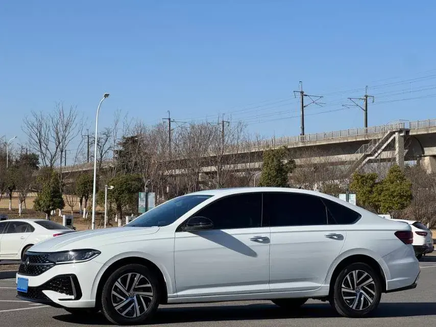 2024 Volkswagen Lavida 1.5T 160HP L4 7DCT