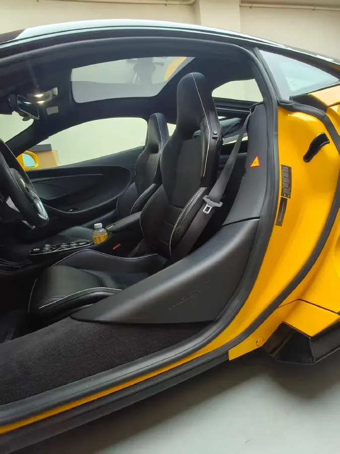 2022 McLaren GT 4.0T 620HP V8 7DCT,autocango,china used car exporter,china ev exporter,chinese used car exporter,chinese used ev exporter